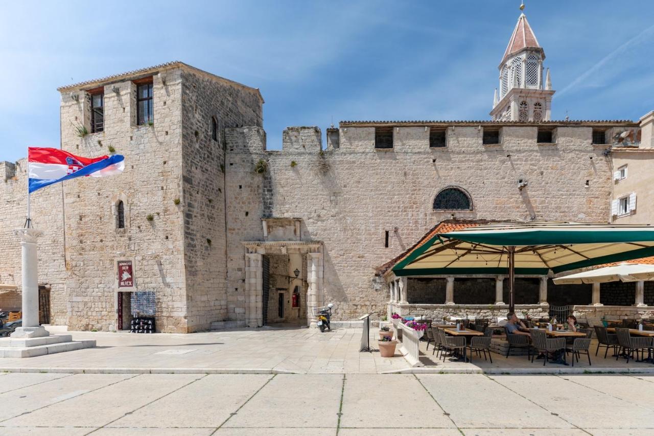 Apartments And Rooms Misic Trogir Ngoại thất bức ảnh